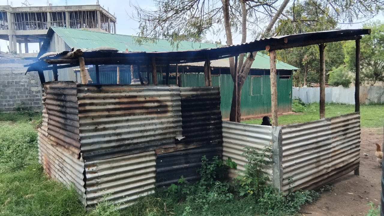 The old outdoor kitchen in Bondo, Kenya, before renovation